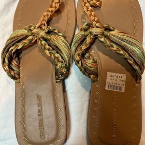 Women sandals. NWT, Sz 8.5